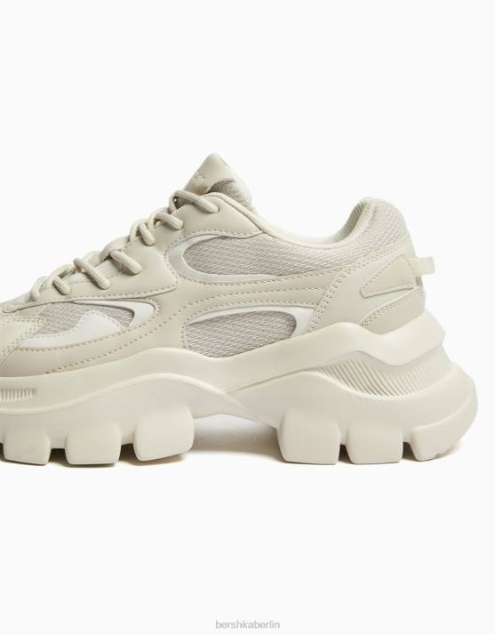 Sand Bershka Männer kontrastierende Mesh-Sneaker H00J3529