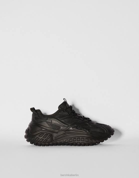 Schwarz Bershka Männer Sneakers mit Nietensohle H00J3535