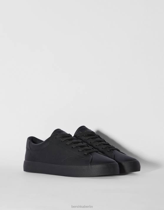 Schwarz Bershka Männer einfarbige Turnschuhe H00J3441