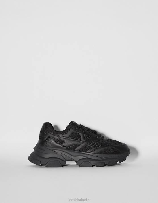 Schwarz Bershka Männer kontrastierende Mesh-Sneaker H00J3510