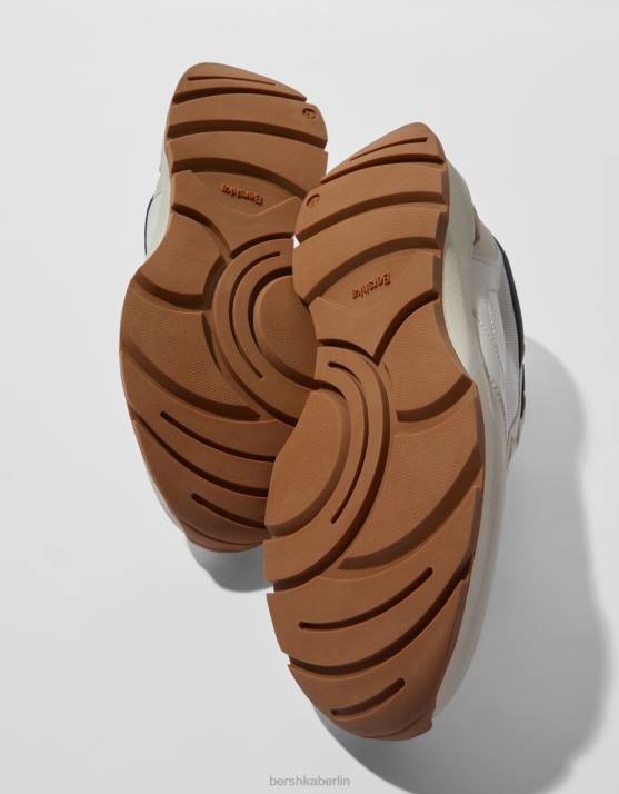 Weiss Bershka Männer kontrastierende Mesh-Sneaker H00J3531