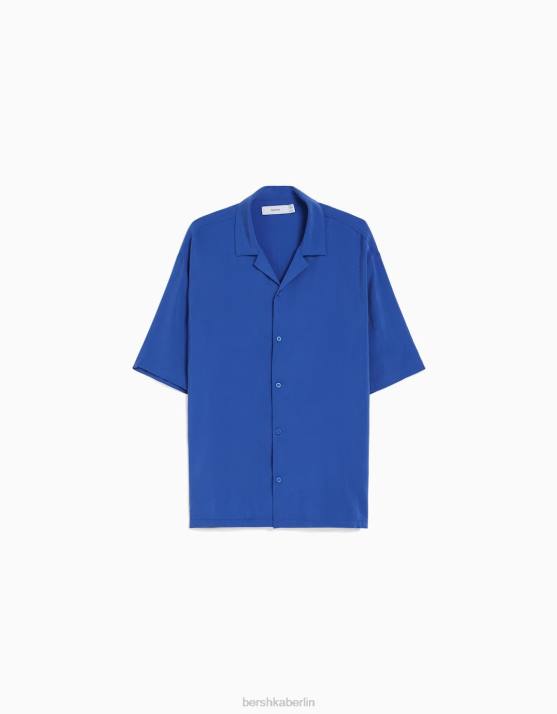 Blau Bershka Männer Fließendes Kurzarmshirt H00J2920