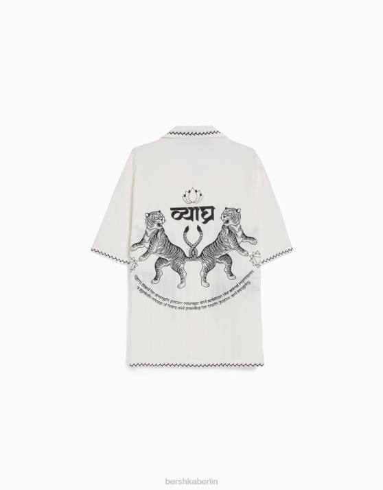Creme Bershka Männer Kurzarmhemd mit besticktem Aufdruck H00J2863