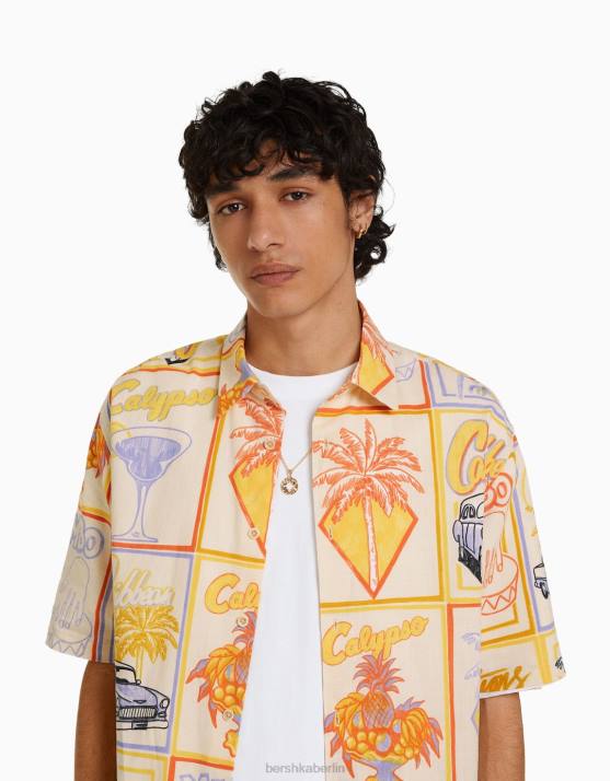 Creme Bershka Männer Kurzarmhemd mit rustikalem Aufdruck H00J2913