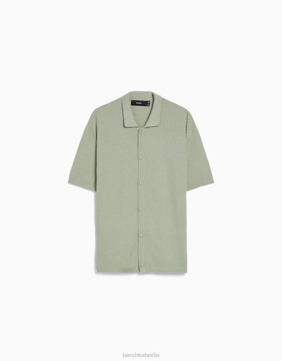 Grün Bershka Männer Strukturiertes Kurzarm-Strickhemd H00J2901