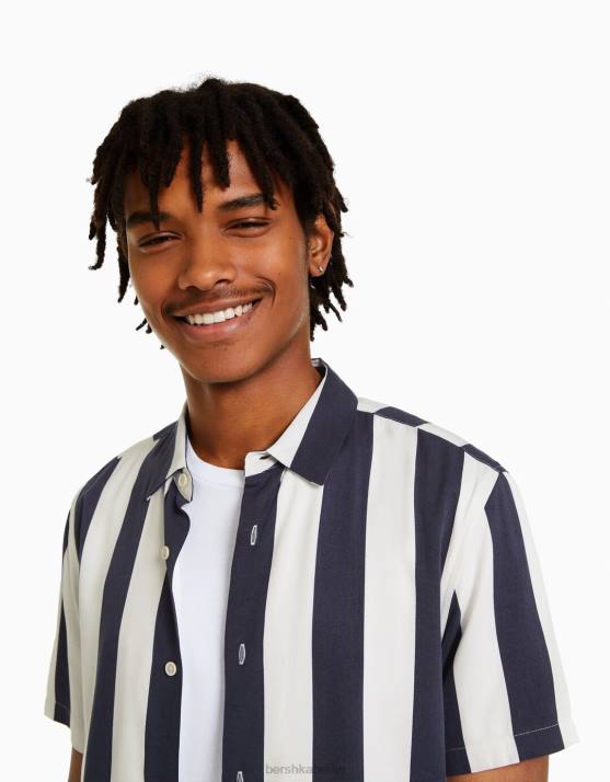 Marine Bershka Männer Kurzarmhemd aus gestreiftem Twill H00J2932