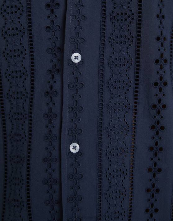 Marine Bershka Männer Kurzarmhemd mit Schweizer Stickerei H00J2880