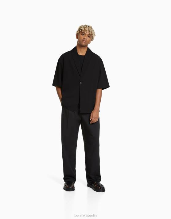 Schwarz Bershka Männer Kurzarmhemd mit Kragen H00J3033