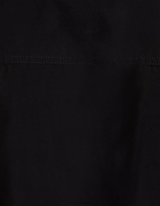 Schwarz Bershka Männer Kurzarmshirt mit Reißverschluss H00J2912