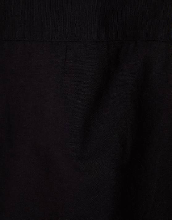 exklusiv Bershka Männer Langärmliges Hemd aus Leinenmischung H00J2894