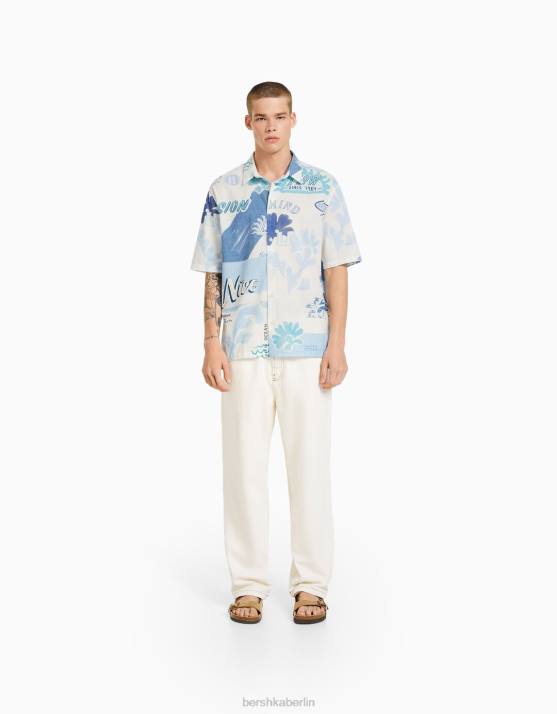 hellblau Bershka Männer Bedrucktes Kurzarmhemd H00J2910