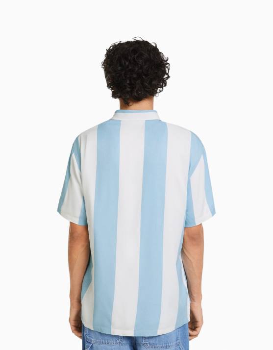 hellblau Bershka Männer Kurzarmhemd aus gestreiftem Twill H00J2929