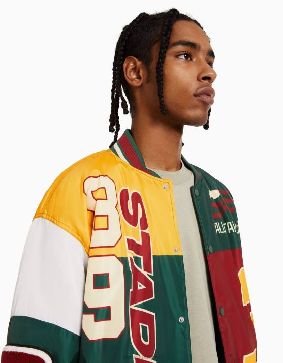 Grün Bershka Männer Bedruckte, gesteppte Bomberjacke H00J3107