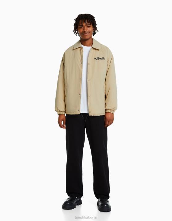 Kamel Bershka Männer Jacke mit Rückendruck H00J3049