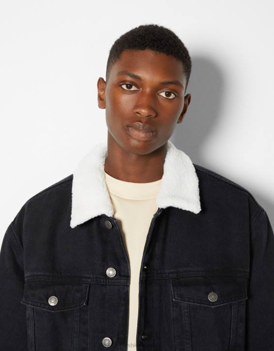 Schwarz Bershka Männer Jeansjacke mit Fleecefutter H00J3100