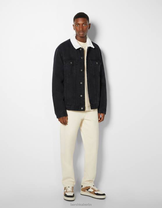 Schwarz Bershka Männer Jeansjacke mit Fleecefutter H00J3100