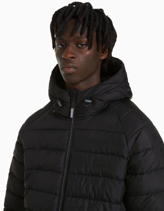 Schwarz Bershka Männer leichte Pufferjacke H00J3061