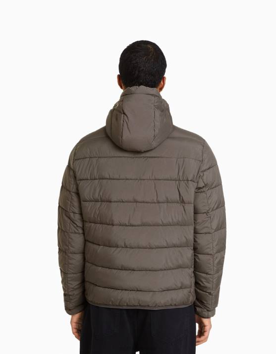 exklusiv Bershka Männer leichte Pufferjacke H00J3080