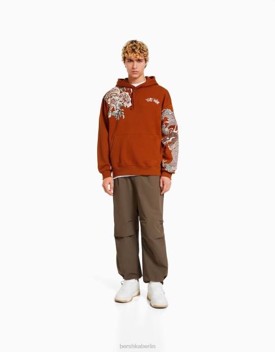 Kamel Bershka Männer Kapuzenpullover mit Tiger-Print H00J2966