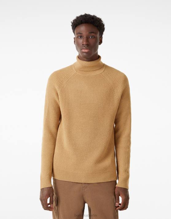 Kamel Bershka Männer Grober Pullover mit hohem Kragen H00J3017