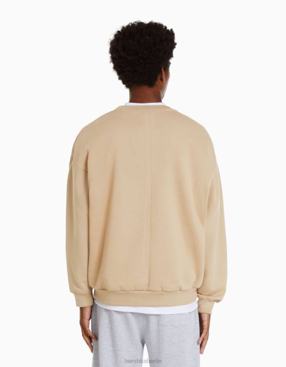 Kamel Bershka Männer Oversize-Sweatshirt mit Rundhalsausschnitt H00J2990