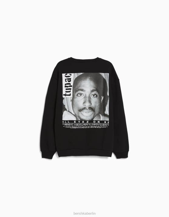 Schwarz Bershka Männer Tupac-Sweatshirt mit Rundhalsausschnitt H00J2971