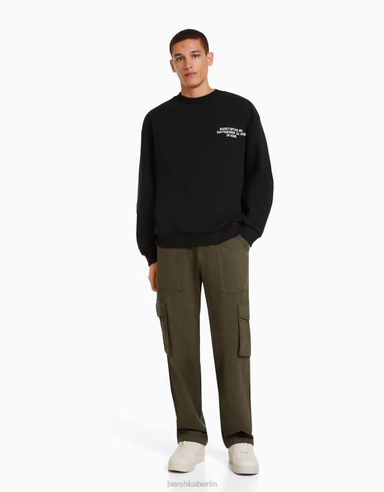 Schwarz Bershka Männer Übergroßes bedrucktes Sweatshirt H00J2967