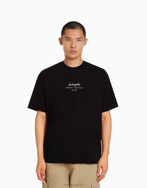 Schwarz Bershka Männer Kurzarm-T-Shirt mit Aufdruck H00J2606