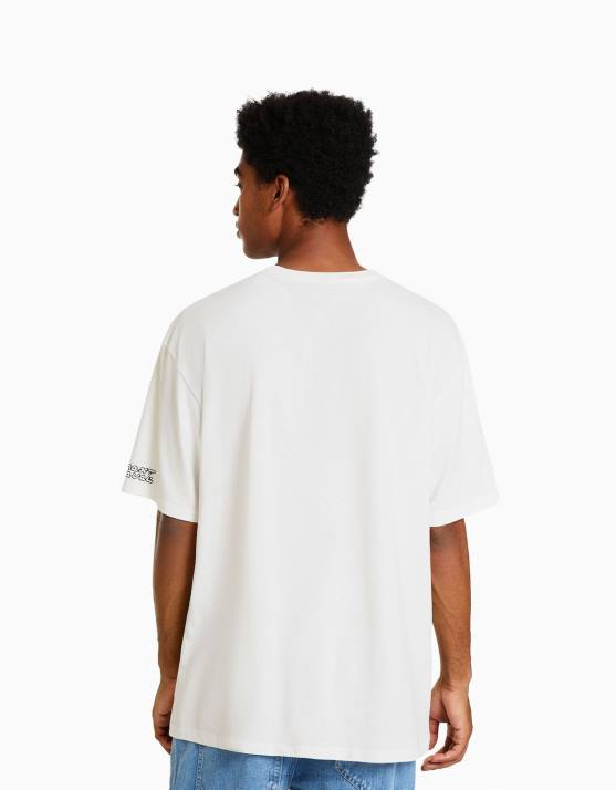 Weiss Bershka Männer Kurzärmliges, kastenförmiges T-Shirt mit Foliendruck H00J2753
