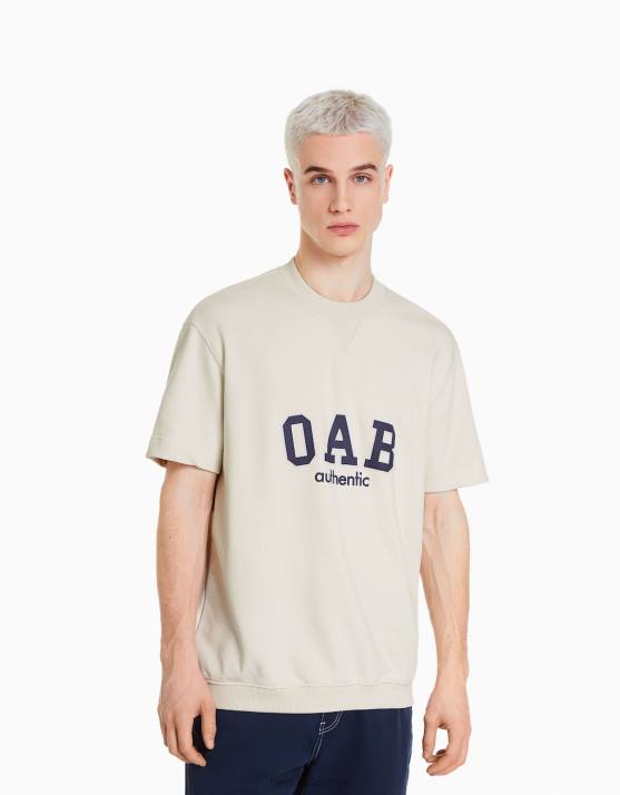 nicht-gerade weiss Bershka Männer Kurzärmliges Plüsch-T-Shirt mit College-Print H00J2765