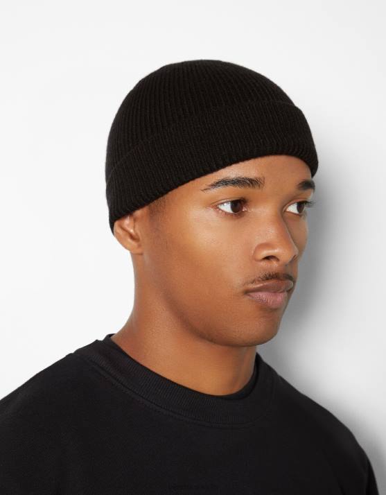 Schwarz Bershka Männer kurze Mütze H00J3623