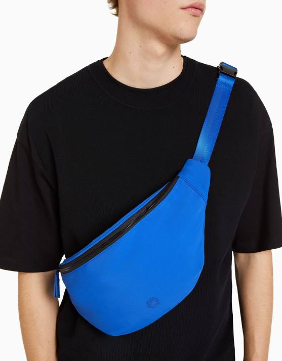 Blau Bershka Männer technische Gürteltasche H00J3596