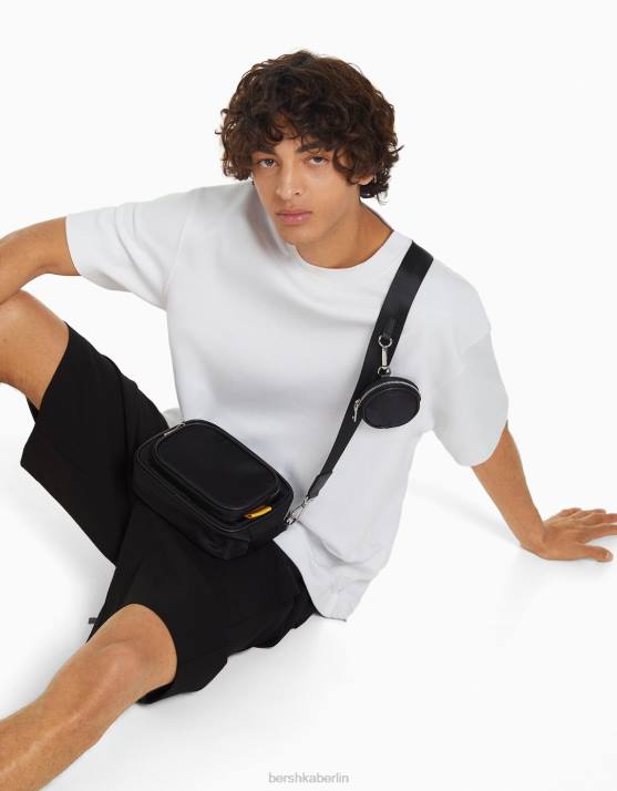 Schwarz Bershka Männer Umhängetasche H00J3601