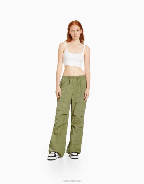 khaki Bershka unisex Nylon-Fallschirmhose H00J3885