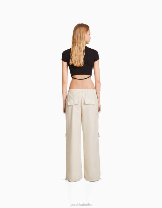 nicht-gerade weiss Bershka unisex Cargo-Fallschirmhose H00J3901