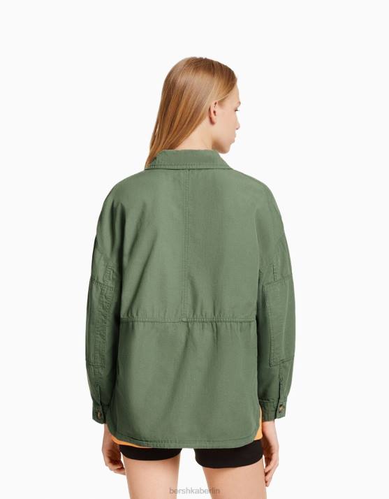 khaki Bershka unisex Langarm-Overshirt aus Baumwolle mit Taschen H00J4163