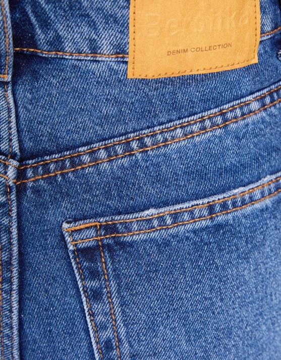 Blau Bershka unisex Mom-Jeans H00J3942