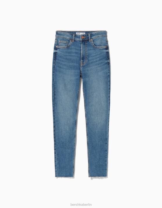Blau Bershka unisex Röhrenjeans mit hohem Bund H00J3967