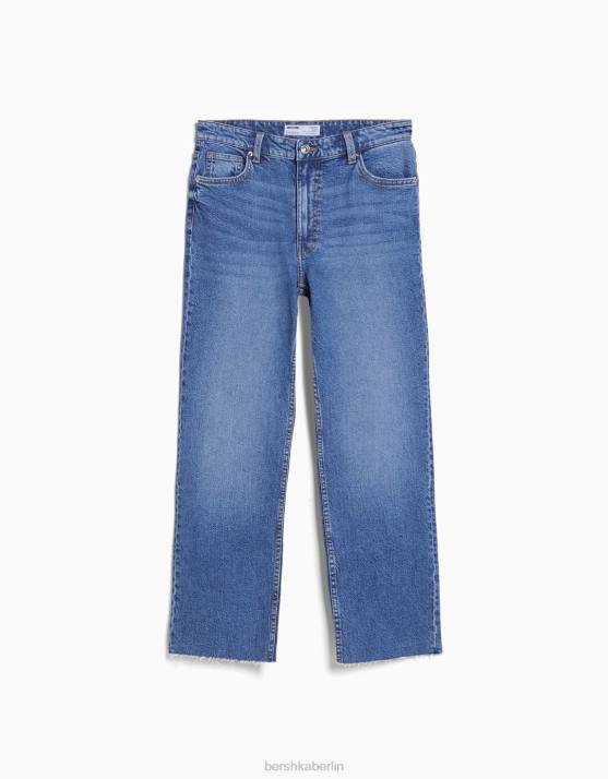 Blau Bershka unisex verkürzte, ausgestellte Jeans H00J3924