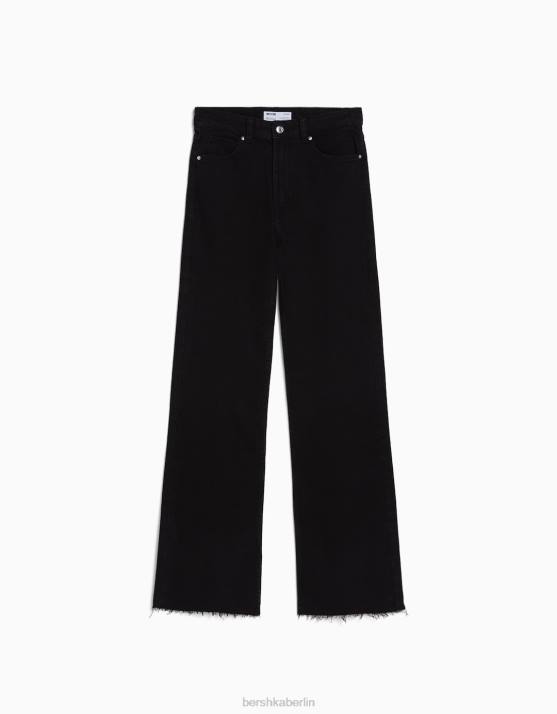 Schwarz Bershka unisex Komfortjeans mit Seitenschlitz H00J3996