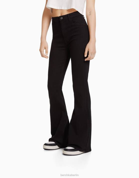 Schwarz Bershka unisex Schlagjeans H00J3931