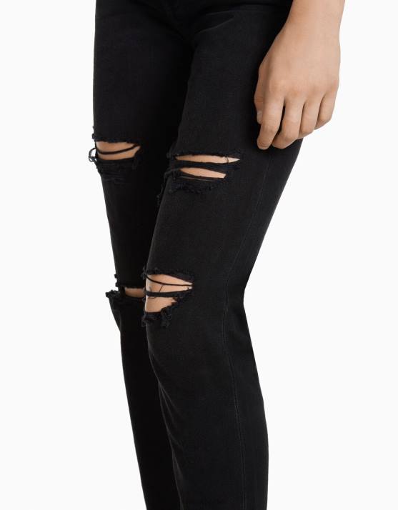 Schwarz Bershka unisex Zerrissene Mom-Jeans H00J3952
