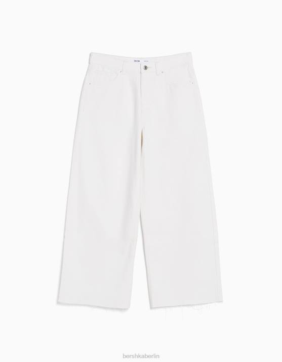Weiss Bershka unisex Kurze Jeans mit weitem Bein H00J3987