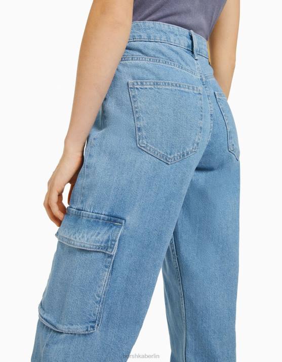 hellblau Bershka unisex Gerade geschnittene Cargo-Jeans H00J3911