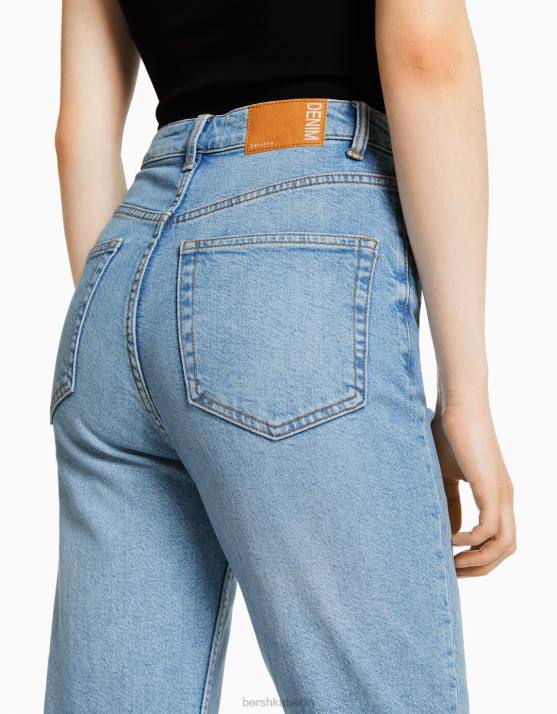 hellblau Bershka unisex Schmal geschnittene Mom-Jeans mit bequemer Passform H00J3920
