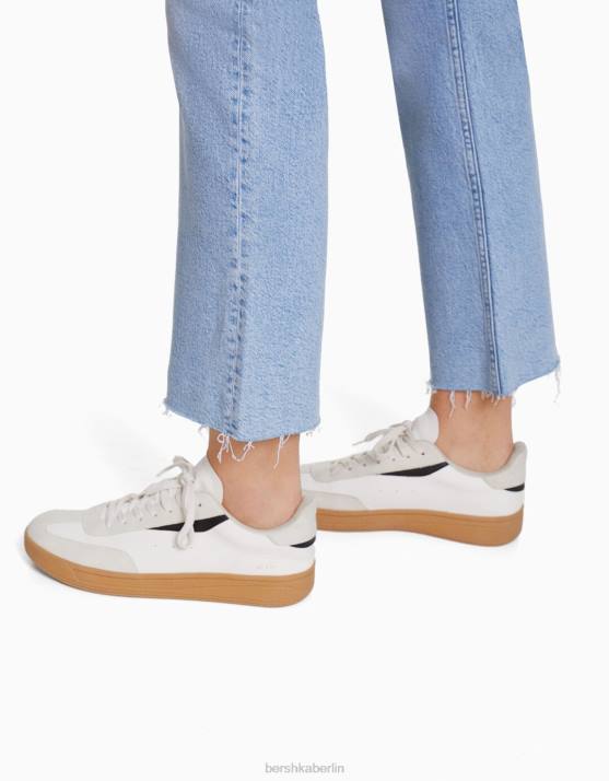 hellblau Bershka unisex verkürzte, ausgestellte Jeans H00J3922