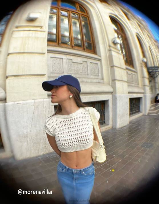 Creme Bershka unisex Kurzärmliger, offener Strickpullover H00J3713