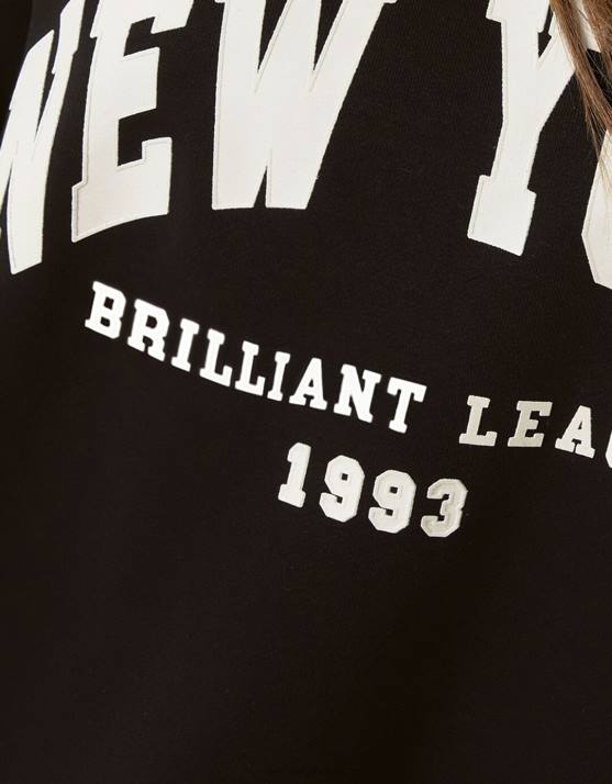 Schwarz Bershka unisex Übergroßes bedrucktes Sweatshirt H00J4134