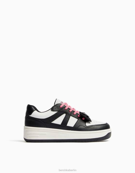 mehrfarbig Bershka unisex Kuromi-Sneaker H00J4189